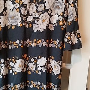 Old Navy floral print dress